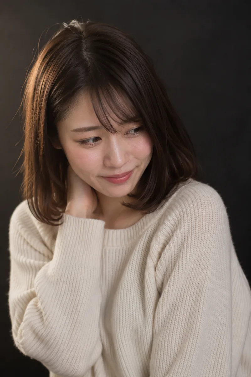 embarrassed を足して生成した例（2枚目）